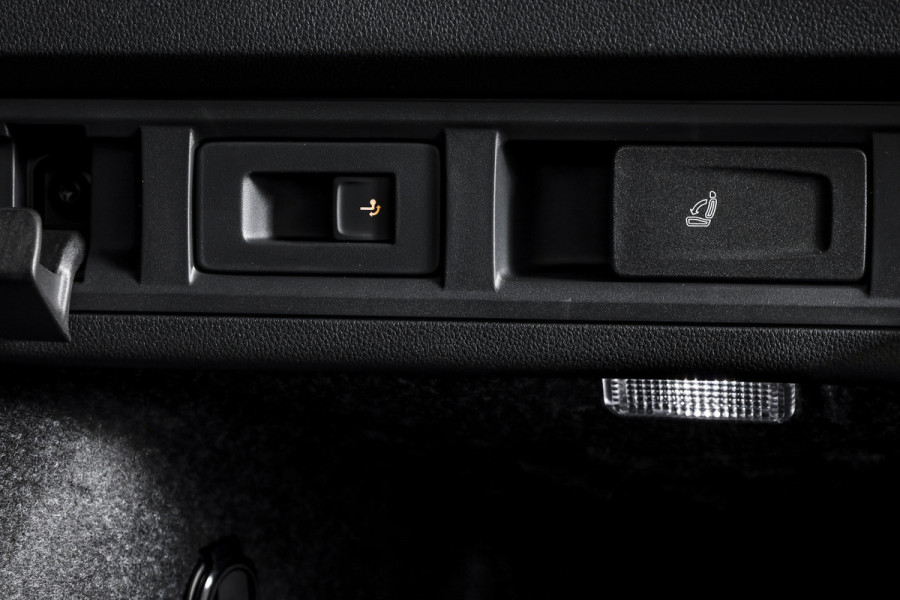 Škoda Octavia Combi 1.5 TSI MHEV 150 PK Sportline Tour | Dig. Cockpit | Elek. Trekhaak | Adapt. Cruise | Winterpakket | Camera | NAV + App. Connect | ECC | Elek.  Klep | DAB | LM 18" | 6370