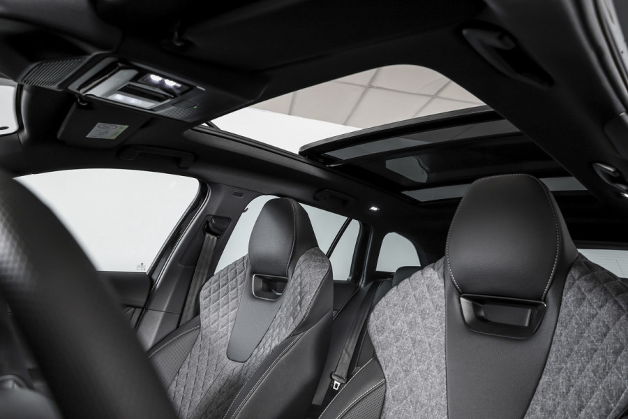 Škoda Octavia Combi 1.5 TSI MHEV 150 PK Sportline Tour | S/K-Panodak | Dig. Cockpit | Elek. Trekhaak | Adapt. Cruise | Winterpakket | Camera | NAV + App. Connect | ECC | Elek.  Klep | DAB | LM 18" | 7228