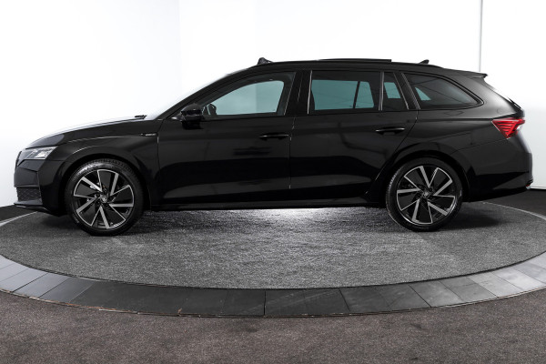 Škoda Octavia Combi 1.5 TSI MHEV 150 PK Sportline Tour | S/K-Panodak | Dig. Cockpit | Elek. Trekhaak | Adapt. Cruise | Winterpakket | Camera | NAV + App. Connect | ECC | Elek.  Klep | DAB | LM 18" | 7228