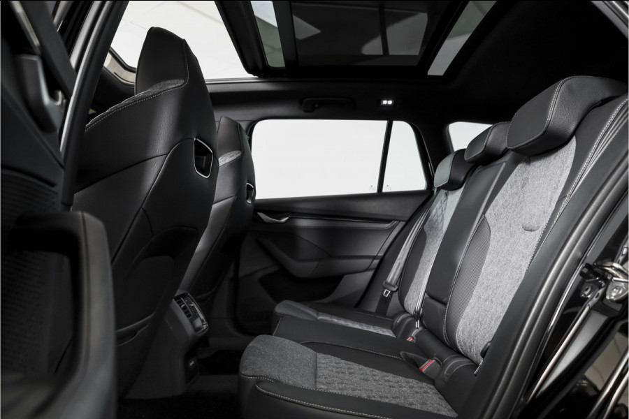 Škoda Octavia Combi 1.5 TSI MHEV 150 PK Sportline Tour | S/K-Panodak | Dig. Cockpit | Elek. Trekhaak | Adapt. Cruise | Winterpakket | Camera | NAV + App. Connect | ECC | Elek.  Klep | DAB | LM 18" | 7228