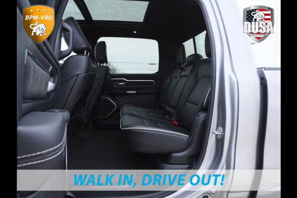 Dodge Ram | 1500 | Laramie | Sport | 3.0L I6 Hurricane | Crew Cab | 4X4 | BPM-VRIJ | Panorama | Billet Silver | SPORT Getoonde accessoires zijn verkrijgbaar tegen meerprijs