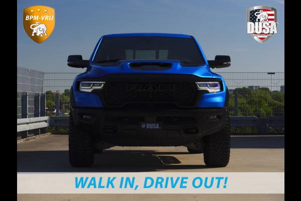 Dodge Ram | RHO | 3.0L Twin-Turbo I6 | 4x4 | Crew Cab Night Edtion | Panoramadak | 14,4-inch Touchscreen | Passenger Display | Getoonde accessoires zijn verkrijgbaar tegen meerprijs