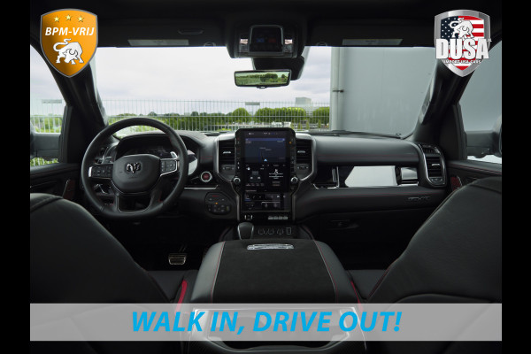 Dodge Ram | RHO | 3.0L Twin-Turbo I6 | 4x4 | Crew Cab Night Edtion | Panoramadak | 14,4-inch Touchscreen | Passenger Display | Getoonde accessoires zijn verkrijgbaar tegen meerprijs