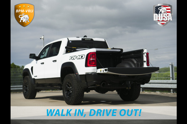 Dodge Ram | RHO | 3.0L Twin-Turbo I6 | 4x4 | Crew Cab TWIN-TURBO HIGH OUTPUT | Panoramadak | 14,4-inch Touchscreen | Passenger Display | Getoonde accessoires zijn verkrijgbaar tegen meerprijs