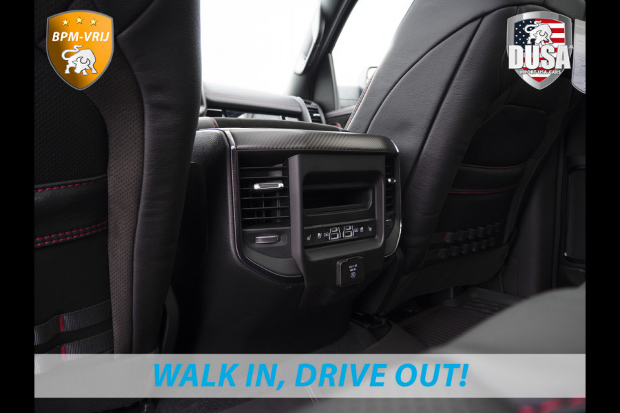 Dodge Ram | RHO | 3.0L Twin-Turbo I6 | 4x4 | Crew Cab TWIN-TURBO HIGH OUTPUT | Panoramadak | 14,4-inch Touchscreen | Passenger Display | Getoonde accessoires zijn verkrijgbaar tegen meerprijs