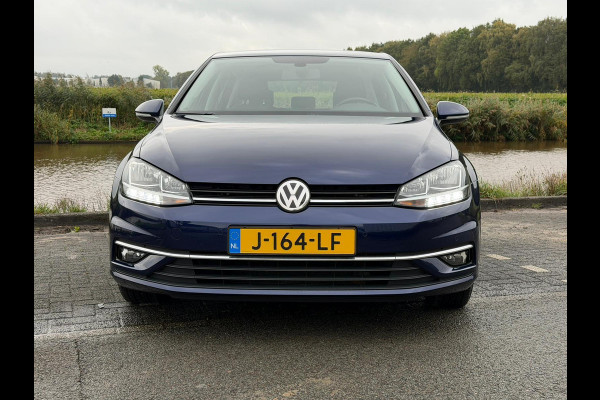 Volkswagen Golf 1.0 TSI Highline Volkswagen Golf 1.0 TSI Highline