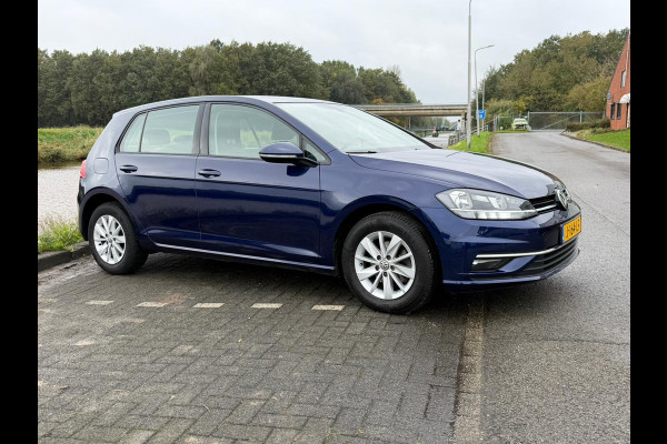 Volkswagen Golf 1.0 TSI Highline Volkswagen Golf 1.0 TSI Highline