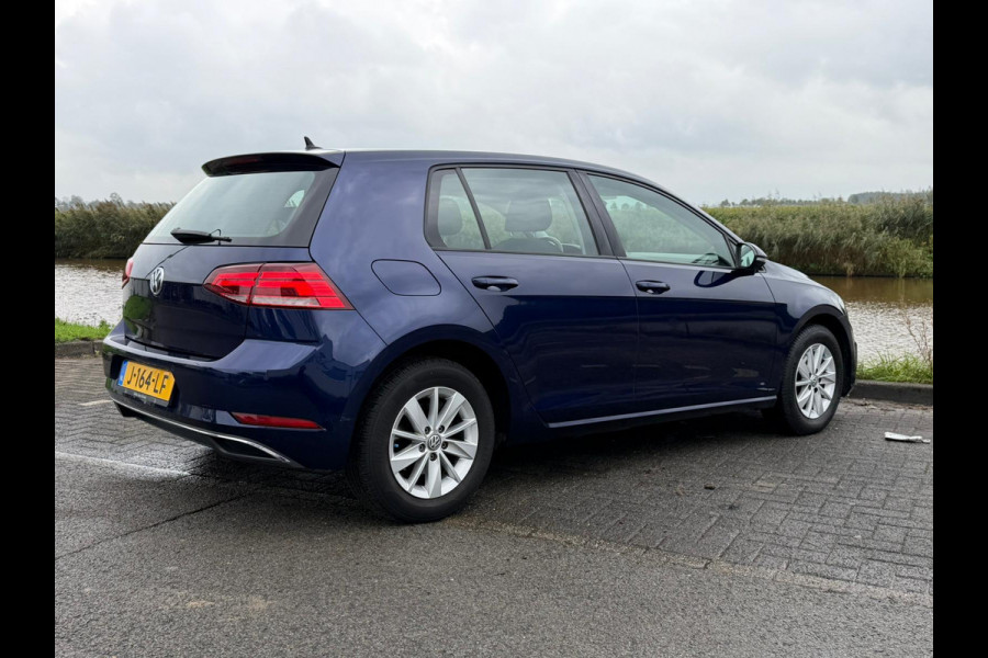 Volkswagen Golf 1.0 TSI Highline Volkswagen Golf 1.0 TSI Highline