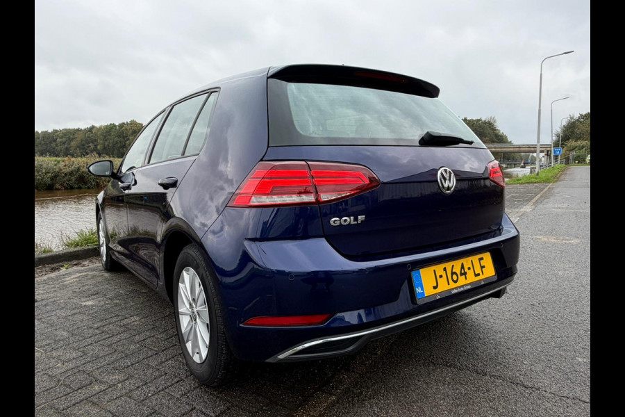 Volkswagen Golf 1.0 TSI Highline Volkswagen Golf 1.0 TSI Highline