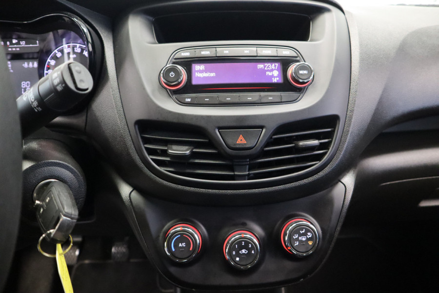 Opel KARL 1.0 ecoFLEX Edition 47548km NAP Onderhouden Cruise control Airco Opel KARL 1.0 ecoFLEX Edition 47548km NAP Onderhouden Cruise control Airco