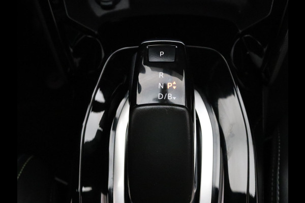 Peugeot e-2008 EV GT 50 kWh 360° Camera | Adapt. Cruise | Parkeersens. v+a | Stoelverw. | Panoramadak Peugeot e-2008 EV GT 50 kWh 360° Camera | Adapt. Cruise | Parkeersens. v+a | Stoelverw. | Panoramadak