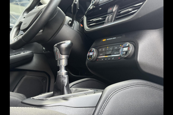 Ford Kuga 1.5 EcoBoost Titanium 150pk | Head Up Display | Matrix LED | Winterpack | Trekhaak | 1.800kg Trekgewicht Ford Kuga 1.5 EcoBoost Titanium 150pk | Head Up Display | Matrix LED | Winterpack | Trekhaak | 1.800kg Trekgewicht