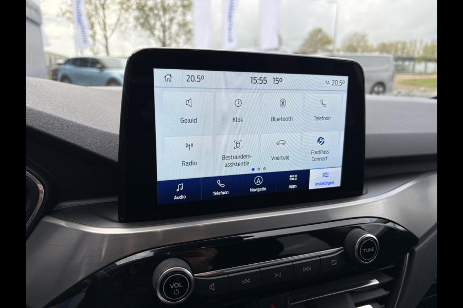 Ford Kuga 1.5 EcoBoost Titanium 150pk | Head Up Display | Matrix LED | Winterpack | Trekhaak | 1.800kg Trekgewicht Ford Kuga 1.5 EcoBoost Titanium 150pk | Head Up Display | Matrix LED | Winterpack | Trekhaak | 1.800kg Trekgewicht