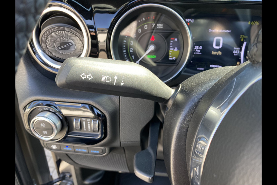 Jeep Wrangler Unlimited 4xe 380 BRUTE CUSTOM Skyview Jeep Wrangler Unlimited 4xe 380 BRUTE CUSTOM Skyview