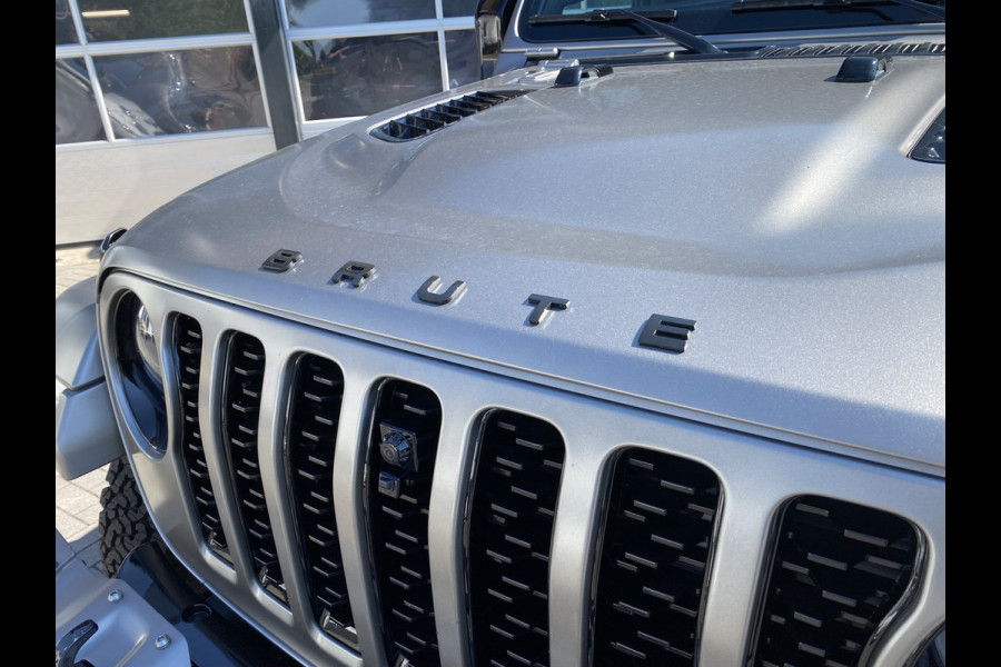Jeep Wrangler Unlimited 4xe 380 BRUTE CUSTOM Skyview Jeep Wrangler Unlimited 4xe 380 BRUTE CUSTOM Skyview