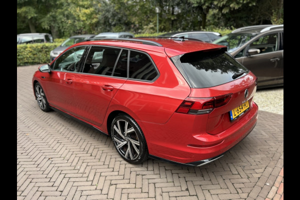 Volkswagen GOLF Variant 1.5 TSI 130pk R-Line Navi, ACC, Carplay, Trekhaak elektr. Volkswagen GOLF Variant 1.5 TSI 130pk R-Line Navi, ACC, Carplay, Trekhaak elektr.