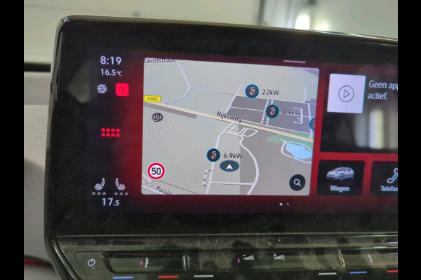 Volkswagen ID.3 Life 58 kWh Navigatie Apple Carplay/Android Auto Parkeersensoren Adaptive Cruise Control Stoel- en stuurverwarming Lichtmetalen velgen Climate Control Volkswagen ID.3 Life 58 kWh Navigatie Apple Carplay/Android Auto Parkeersensoren Adaptive Cruise Control Stoel- en stuurverwarming Lichtmetalen velgen Climate Control