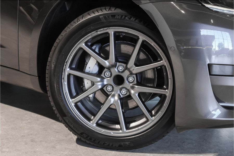 Tesla Model 3 Standard RWD Plus 60 kWh Pano|Leder|18"lmv|NL auto Tesla Model 3 Standard RWD Plus 60 kWh Pano|Leder|18"lmv|NL auto