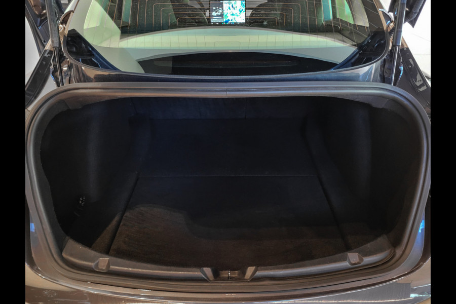 Tesla Model 3 Standard RWD Plus 60 kWh Pano|Leder|18"lmv|NL auto Tesla Model 3 Standard RWD Plus 60 kWh Pano|Leder|18"lmv|NL auto
