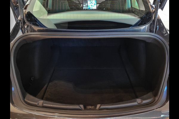 Tesla Model 3 Standard RWD Plus 60 kWh Pano|Leder|18"lmv|NL auto Tesla Model 3 Standard RWD Plus 60 kWh Pano|Leder|18"lmv|NL auto