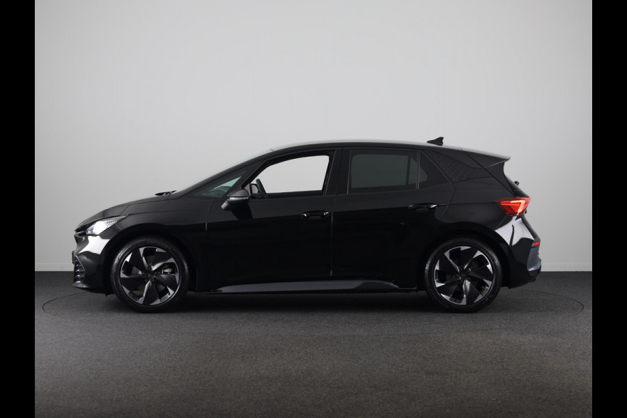 CUPRA Born Business Limited 63 kWh 232PK | Stoel & Stuurverwarming | Achteruitrijcamera | Navigatie | Keyless Entry | Draadloze Carplay en Androidauto | CUPRA Born Business Limited 63 kWh 232PK | Stoel & Stuurverwarming | Achteruitrijcamera | Navigatie | Keyless Entry | Draadloze Carplay en Androidauto |