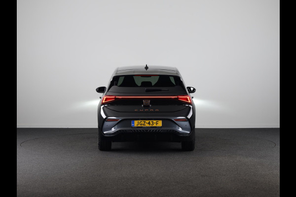 CUPRA Born Business Limited 63 kWh 232PK | Stoel & Stuurverwarming | Achteruitrijcamera | Navigatie | Keyless Entry | Draadloze Carplay en Androidauto | CUPRA Born Business Limited 63 kWh 232PK | Stoel & Stuurverwarming | Achteruitrijcamera | Navigatie | Keyless Entry | Draadloze Carplay en Androidauto |