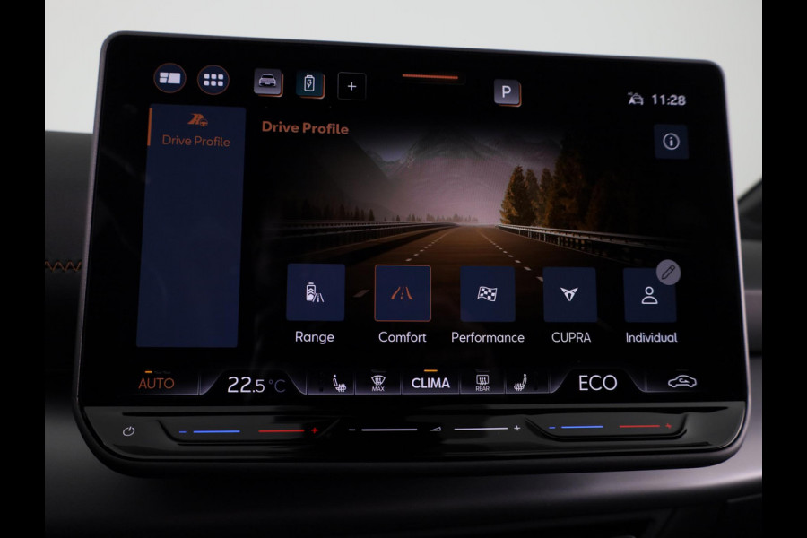 CUPRA Born Business Limited 63 kWh 232PK | Stoel & Stuurverwarming | Achteruitrijcamera | Navigatie | Keyless Entry | Draadloze Carplay en Androidauto | CUPRA Born Business Limited 63 kWh 232PK | Stoel & Stuurverwarming | Achteruitrijcamera | Navigatie | Keyless Entry | Draadloze Carplay en Androidauto |