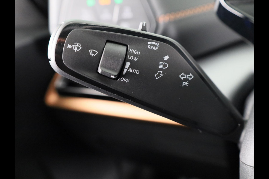 CUPRA Born Business Limited 63 kWh 232PK | Stoel & Stuurverwarming | Achteruitrijcamera | Navigatie | Keyless Entry | Draadloze Carplay en Androidauto | CUPRA Born Business Limited 63 kWh 232PK | Stoel & Stuurverwarming | Achteruitrijcamera | Navigatie | Keyless Entry | Draadloze Carplay en Androidauto |