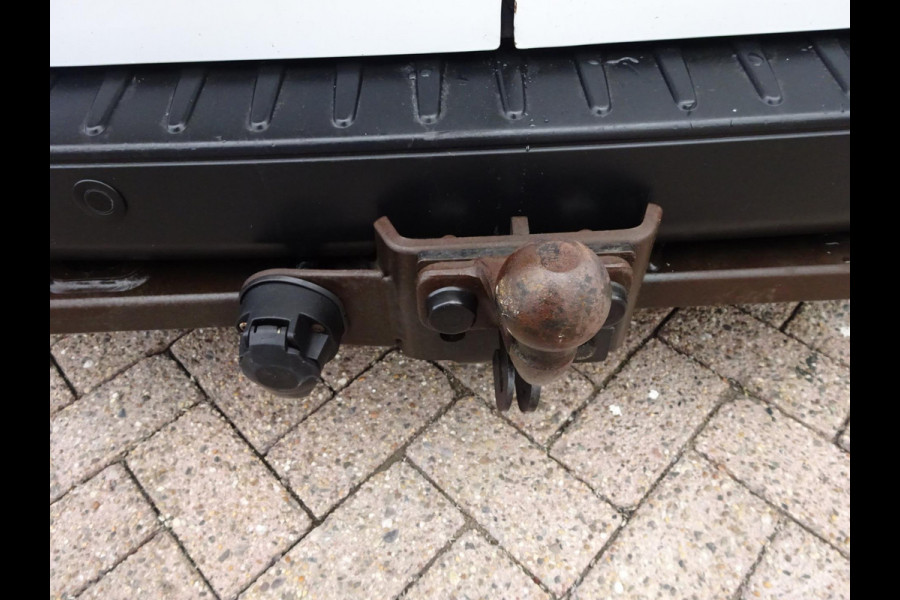 Ford Transit Custom 280 2.0 TDCI L1H1 Trend AIRCO SCHUIFDEUR CRUISE CONTROL Ford Transit Custom 280 2.0 TDCI L1H1 Trend AIRCO SCHUIFDEUR CRUISE CONTROL