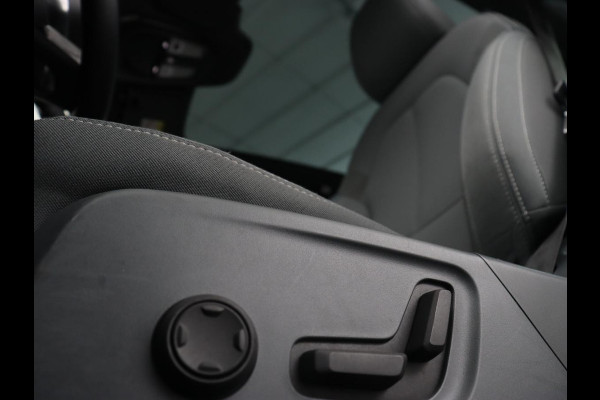 Polestar 2 Long Range Dual Motor Launch Edition 78kWh | Panoramadak | Trekhaak | Stoel & stuurverwarming | 360 camera | Adaptive cruise | Harman/Kardon | Carplay