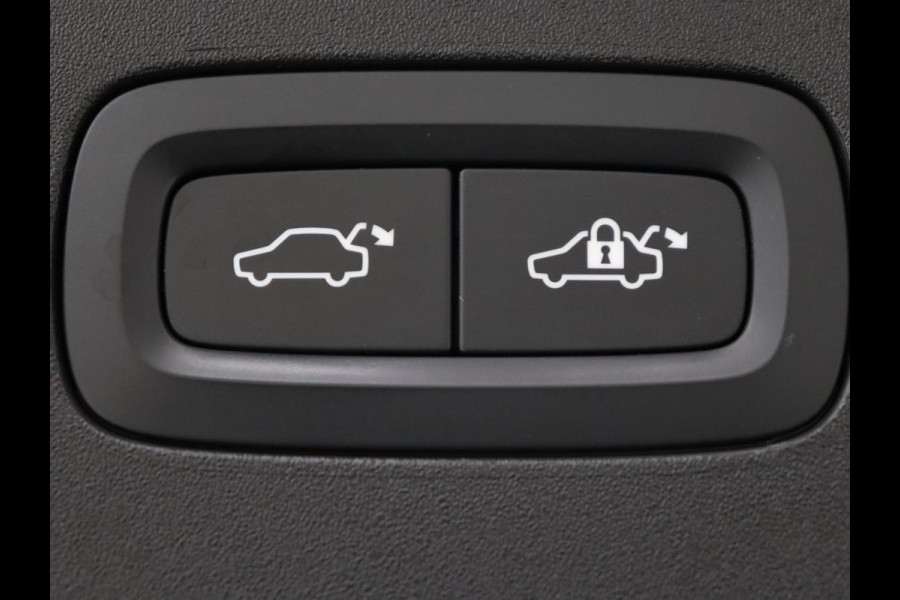 Polestar 2 Long Range Dual Motor Launch Edition 78kWh | Panoramadak | Trekhaak | Stoel & stuurverwarming | 360 camera | Adaptive cruise | Harman/Kardon | Carplay