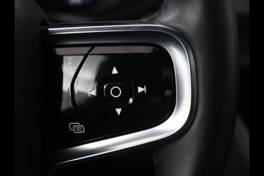 Polestar 2 Long Range Dual Motor Launch Edition 78kWh | Panoramadak | Trekhaak | Stoel & stuurverwarming | 360 camera | Adaptive cruise | Harman/Kardon | Carplay