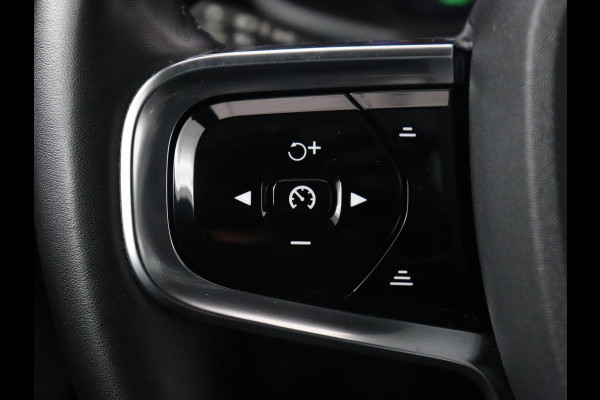 Polestar 2 Long Range Dual Motor Launch Edition 78kWh | Panoramadak | Trekhaak | Stoel & stuurverwarming | 360 camera | Adaptive cruise | Harman/Kardon | Carplay