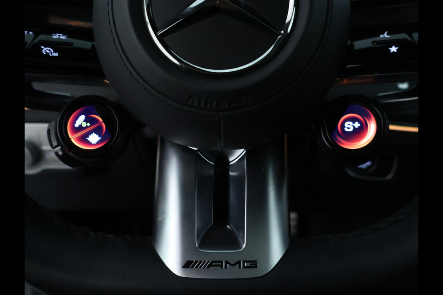 Mercedes-Benz GLE Mercedes-AMG 53 Hybrid 4MATIC+ | Trekhaak | Panoramadak | Burmester® | 22 Inch AMG Velgen | Distronic | Memory Voorstoelen | 360°-Camera. Inclusief 24 maanden MB Certified garantie voor Europa. Mercedes-Benz GLE Mercedes-AMG 53 Hybrid 4MATIC+ | Trekhaak | Panoramadak | Burmester® | 22 Inch AMG Velgen | Distronic | Memory Voorstoelen | 360°-Camera. Inclusief 24 maanden MB Certified garantie voor Europa.