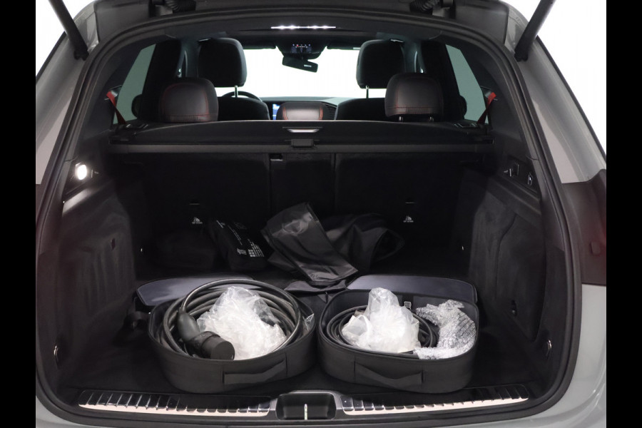 Mercedes-Benz GLE Mercedes-AMG 53 Hybrid 4MATIC+ | Trekhaak | Panoramadak | Burmester® | 22 Inch AMG Velgen | Distronic | Memory Voorstoelen | 360°-Camera. Inclusief 24 maanden MB Certified garantie voor Europa. Mercedes-Benz GLE Mercedes-AMG 53 Hybrid 4MATIC+ | Trekhaak | Panoramadak | Burmester® | 22 Inch AMG Velgen | Distronic | Memory Voorstoelen | 360°-Camera. Inclusief 24 maanden MB Certified garantie voor Europa.