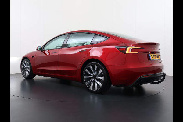 Tesla Model 3 Long Range AWD 78 kWh TREKHAAK | FULL SELFDRIVE | VOLLEDIGE FABRIEKSGARANTIE T/M 12-2027/80.000KM | AANDRIJFLIJN EN ACCU GARANTIE T/M 12-2031