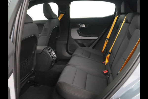 Polestar 2 Long Range Dual Motor Launch Edition 78kWh | Performance Pack | Panoramadak | Stoel & stuurverwarming | 360 camera | Adaptive cruise | Harman/Kardon | Carplay Polestar 2 Long Range Dual Motor Launch Edition 78kWh | Performance Pack | Panoramadak | Stoel & stuurverwarming | 360 camera | Adaptive cruise | Harman/Kardon | Carplay