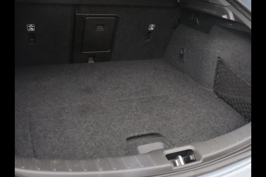 Polestar 2 Long Range Dual Motor Launch Edition 78kWh | Performance Pack | Panoramadak | Stoel & stuurverwarming | 360 camera | Adaptive cruise | Harman/Kardon | Carplay Polestar 2 Long Range Dual Motor Launch Edition 78kWh | Performance Pack | Panoramadak | Stoel & stuurverwarming | 360 camera | Adaptive cruise | Harman/Kardon | Carplay