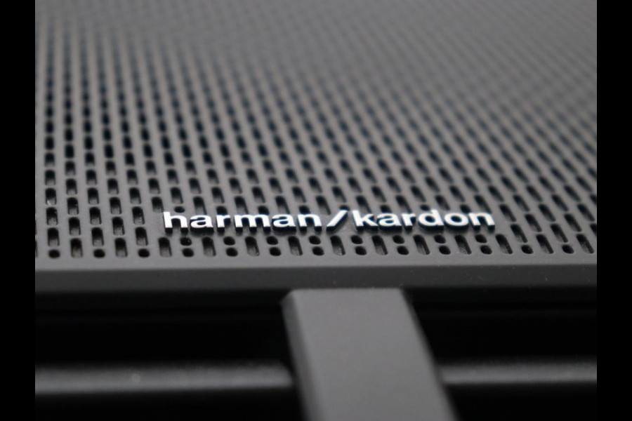 Polestar 2 Long Range Dual Motor Launch Edition 78kWh | Performance Pack | Panoramadak | Stoel & stuurverwarming | 360 camera | Adaptive cruise | Harman/Kardon | Carplay Polestar 2 Long Range Dual Motor Launch Edition 78kWh | Performance Pack | Panoramadak | Stoel & stuurverwarming | 360 camera | Adaptive cruise | Harman/Kardon | Carplay