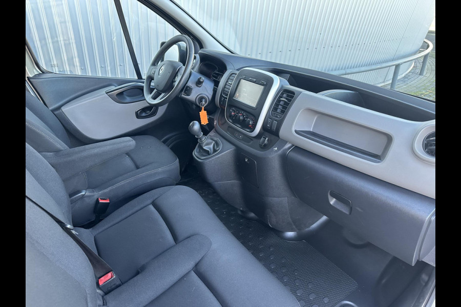 Renault Trafic 1.6 dCi T29 L2H1 Comfort*A/C*NAVI*HAAK*CRUISE*PDC* Renault Trafic 1.6 dCi T29 L2H1 Comfort*A/C*NAVI*HAAK*CRUISE*PDC*