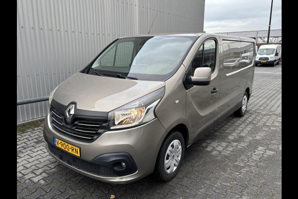Renault Trafic 1.6 dCi T29 L2H1 Comfort*A/C*NAVI*HAAK*CRUISE*PDC* Renault Trafic 1.6 dCi T29 L2H1 Comfort*A/C*NAVI*HAAK*CRUISE*PDC*