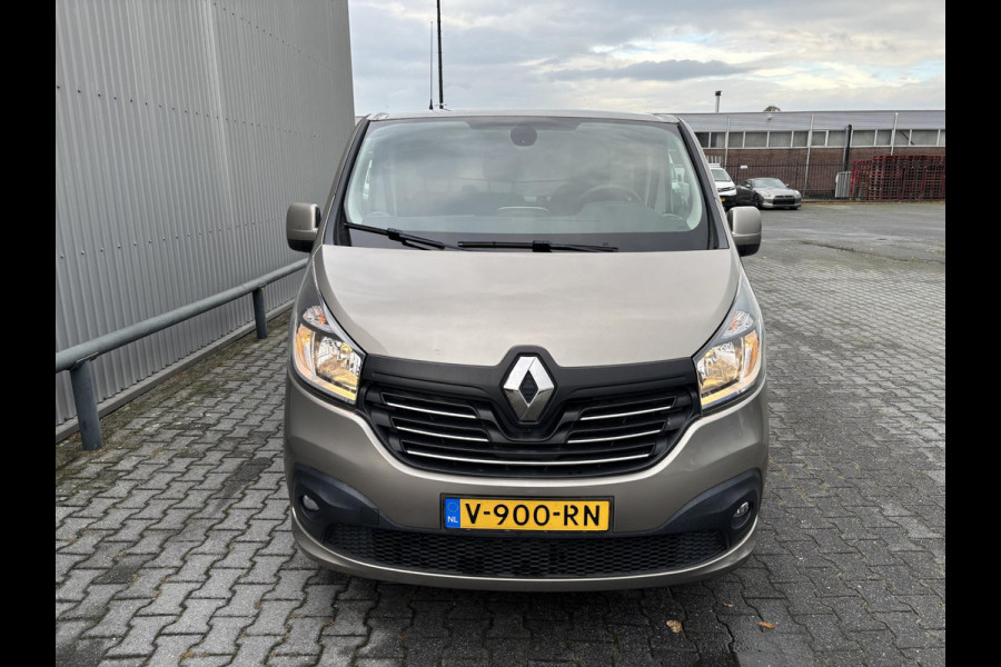 Renault Trafic 1.6 dCi T29 L2H1 Comfort*A/C*NAVI*HAAK*CRUISE*PDC* Renault Trafic 1.6 dCi T29 L2H1 Comfort*A/C*NAVI*HAAK*CRUISE*PDC*