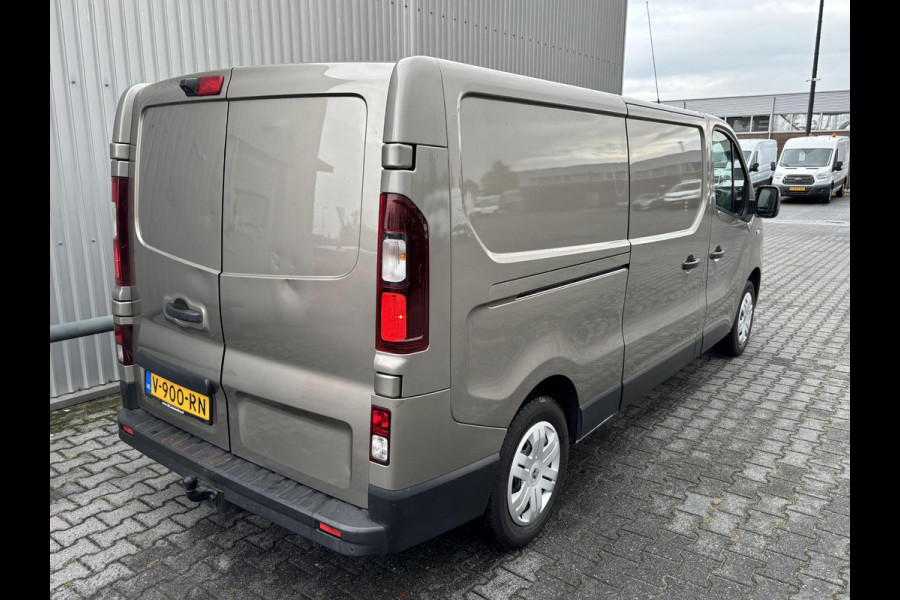 Renault Trafic 1.6 dCi T29 L2H1 Comfort*A/C*NAVI*HAAK*CRUISE*PDC* Renault Trafic 1.6 dCi T29 L2H1 Comfort*A/C*NAVI*HAAK*CRUISE*PDC*