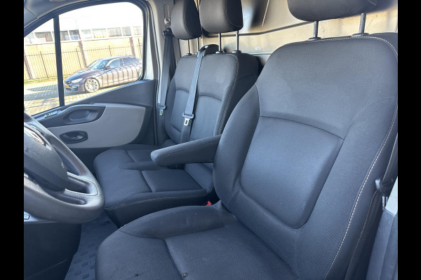 Renault Trafic 1.6 dCi T29 L2H1 Comfort*A/C*NAVI*HAAK*CRUISE*PDC* Renault Trafic 1.6 dCi T29 L2H1 Comfort*A/C*NAVI*HAAK*CRUISE*PDC*