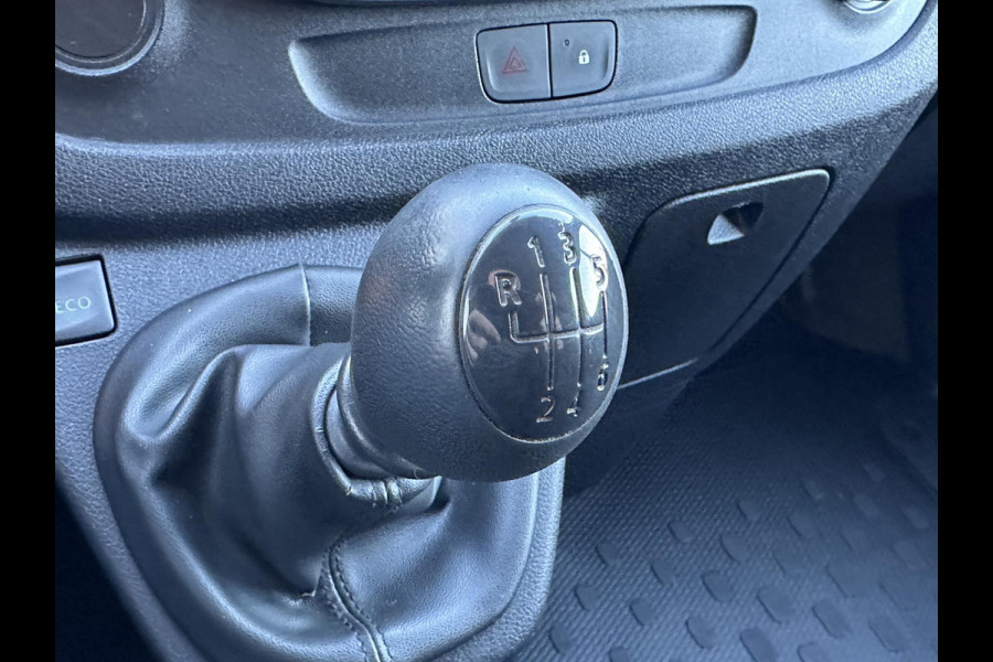 Renault Trafic 1.6 dCi T29 L2H1 Comfort*A/C*NAVI*HAAK*CRUISE*PDC* Renault Trafic 1.6 dCi T29 L2H1 Comfort*A/C*NAVI*HAAK*CRUISE*PDC*