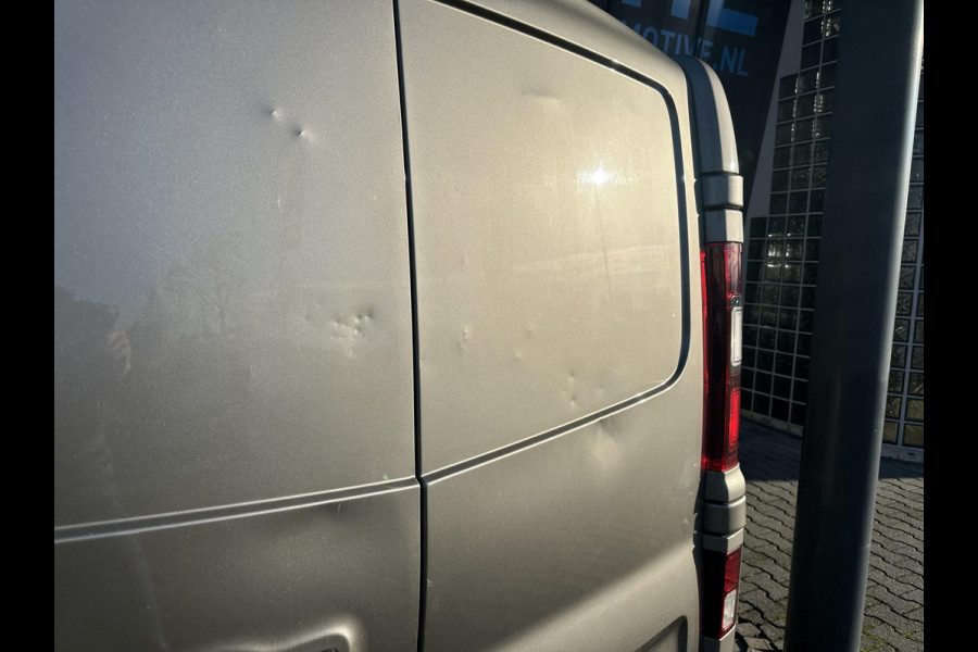 Renault Trafic 1.6 dCi T29 L2H1 Comfort*A/C*NAVI*HAAK*CRUISE*PDC* Renault Trafic 1.6 dCi T29 L2H1 Comfort*A/C*NAVI*HAAK*CRUISE*PDC*