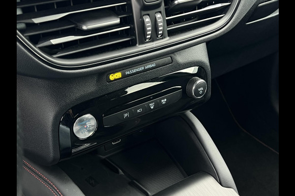 Ford Kuga 2.5 PHEV ST-Line X | 243pk | Zuid | Driver Assistance Pack | Winterpack | Wegklapbare Trekhaak | Technology Pack | Dessert Island Blue