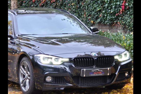 BMW 3 Serie Touring M Sport Panorama Apple CarPlay Elk. Trekhaak 6WB Dig. dash NAP NBT EVO Navi Draadloos lader BMW 3 Serie Touring M Sport Panorama Apple CarPlay Elk. Trekhaak 6WB Dig. dash NAP NBT EVO Navi Draadloos lader