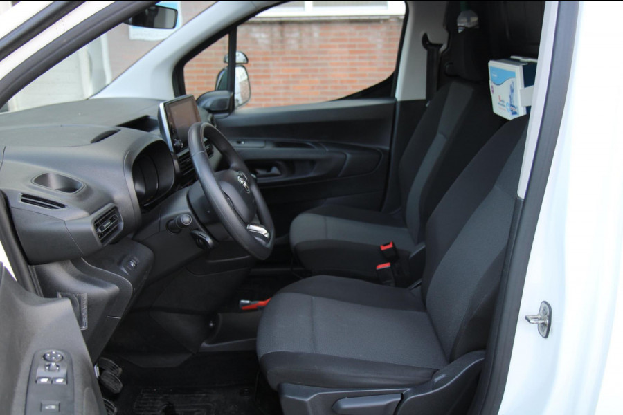 Toyota PROACE CITY 1.5 D-4D Live 102PK / Multi stuur / App connect / Laadruimte inrichting Toyota PROACE CITY 1.5 D-4D Live 102PK / Multi stuur / App connect / Laadruimte inrichting