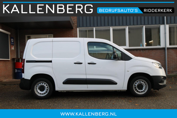 Toyota PROACE CITY 1.5 D-4D Live 102PK / Multi stuur / App connect / Laadruimte inrichting Toyota PROACE CITY 1.5 D-4D Live 102PK / Multi stuur / App connect / Laadruimte inrichting